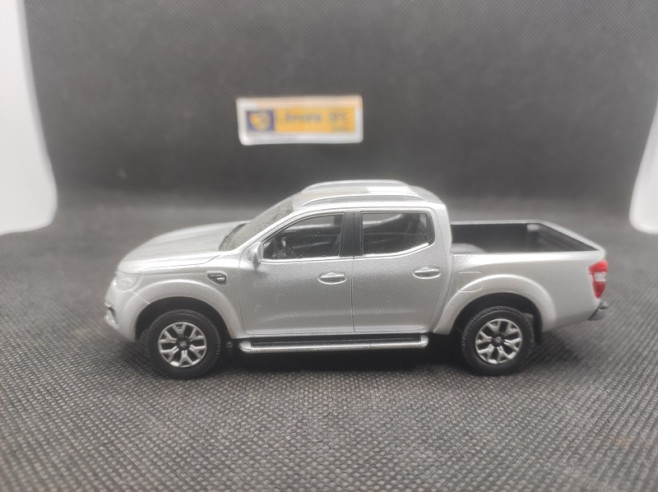 RENAULT ALASKAN PICK-UP 2017 - NOREV - N° 518399 - 1/43 | Renault Alaskan Pick-up de 2017 - 518399 |