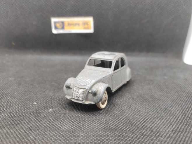 CITROEN 2CV "GRISE" - DINKY TOYS FR - N° 24 T - 1/43 | Citroën 2 CV Grise - 24T |