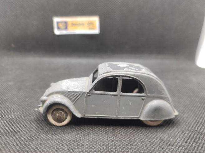 CITROEN 2CV "GRISE" - DINKY TOYS FR - N° 24 T - 1/43 | Citroën 2 CV Grise - 24T |