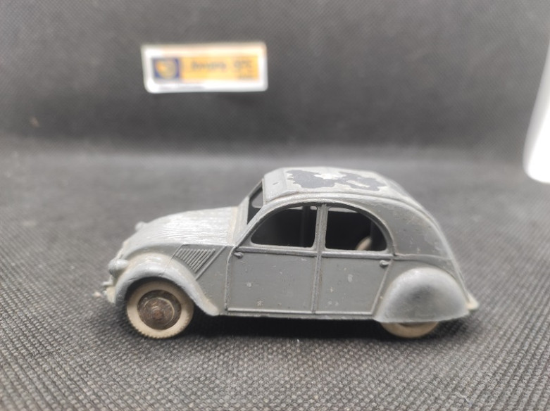 CITROEN 2CV "GRISE" - DINKY TOYS FR - N° 24 T - 1/43 | Citroën 2 CV Grise - 24T |