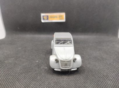 CITROEN 2 CV 1957 - DINKY TOYS - N° DY 32 - 1/43 | Citroën 2 CV de 1957 - DY 32 | 2