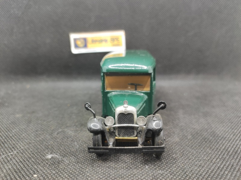 CITROEN C6 FOURGON "PERRIER" 1932 - MINITRUCKS - N° 6 - 1/50 | Citroën C6 Fourgon de 1932 - 6 |