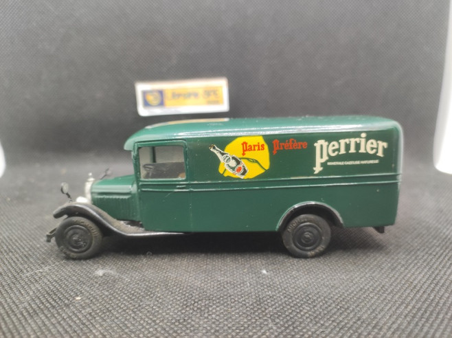 CITROEN C6 FOURGON "PERRIER" 1932 - MINITRUCKS - N° 6 - 1/50 | Citroën C6 Fourgon de 1932 - 6 |