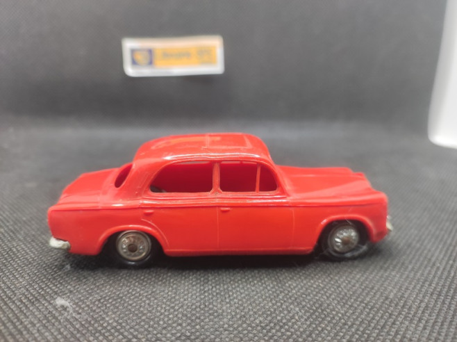 PEUGEOT 403 - NOREV - N° 9 - 1/43 | Peugeot 403 Rouge - 9 |