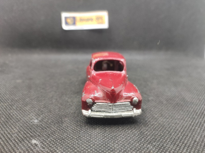 PEUGEOT 203 TYPE 1 - DINKY TOYS FRANCE - N° 24 R - 1/43 | Peugeot 203 Type 1 - 24 R |