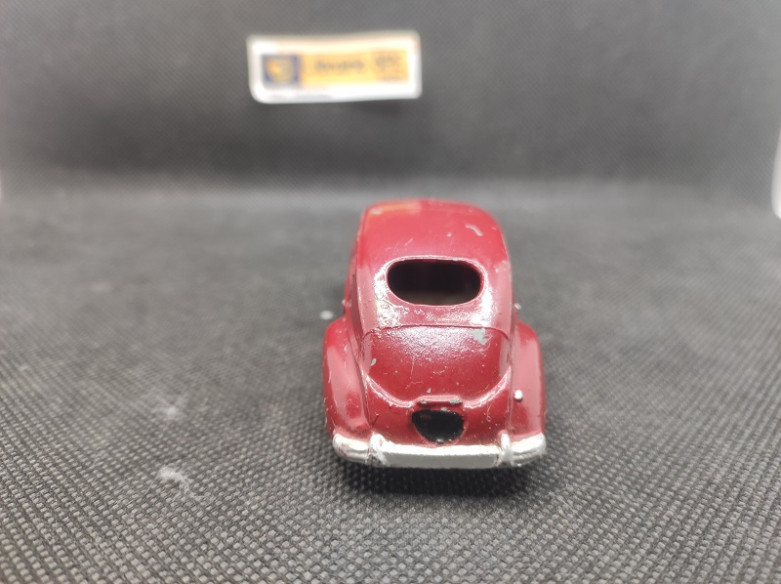 PEUGEOT 203 TYPE 1 - DINKY TOYS FRANCE - N° 24 R - 1/43 | Peugeot 203 Type 1 - 24 R |