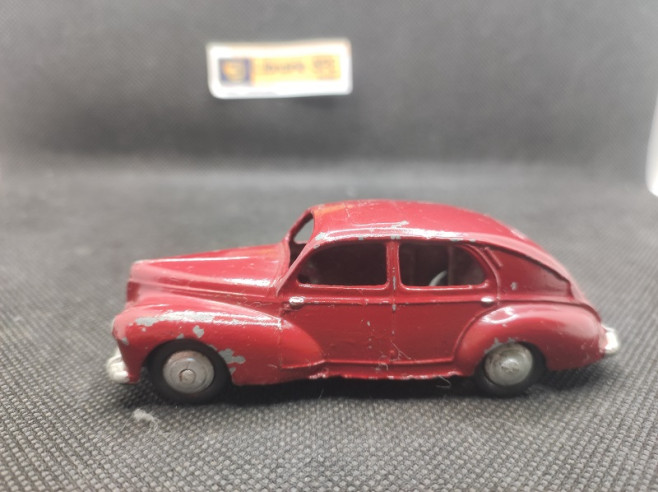PEUGEOT 203 TYPE 1 - DINKY TOYS FRANCE - N° 24 R - 1/43 | Peugeot 203 Type 1 - 24 R |