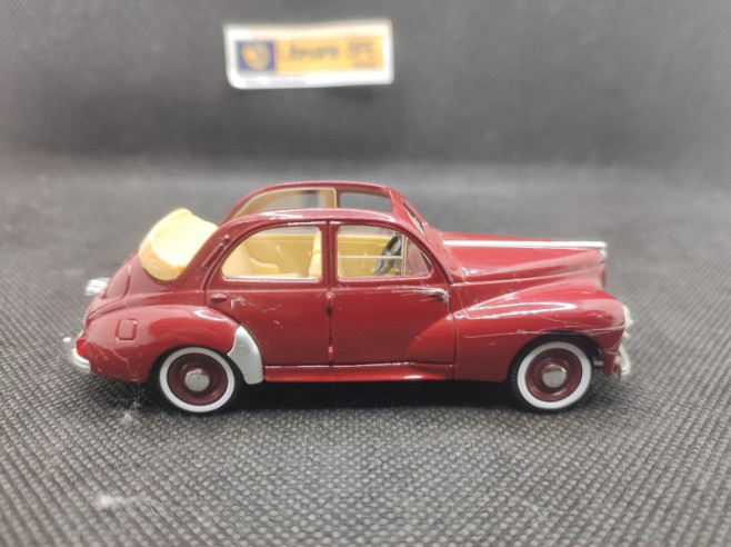 PEUGEOT 203 DECOUVRABLE 1954 - SOLIDO - N° 4547 - 1/43 | Peugeot 203 Découvrable de 1954 - 4547 |