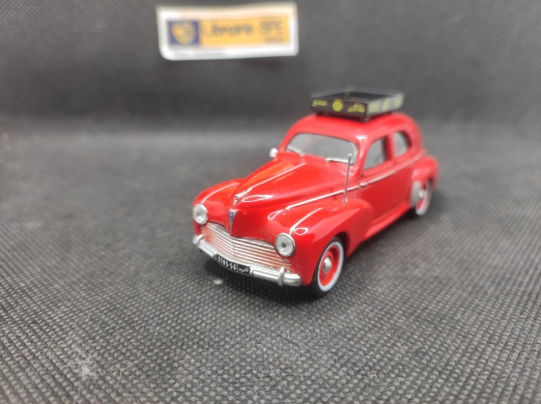 PEUGEOT 203 1960 "TAXI CASABLANCA" - IXO - N° 8 - 1/43 | Peugeot 203 Taxi Casablanca de 1960 - 8 |