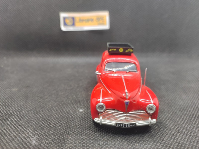 PEUGEOT 203 1960 "TAXI CASABLANCA" - IXO - N° 8 - 1/43 | Peugeot 203 Taxi Casablanca de 1960 - 8 |