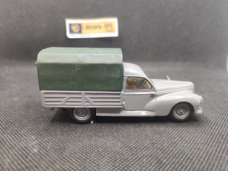 PEUGEOT 203 PICK UP BÂCHE - DUPLIFORM - N° 2 - 1/50 | Peugeot 203 Pick up Bâché - 2 |