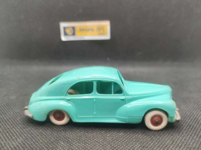 PEUGEOT 203 VERTE - NOREV - 1/43 | Peugeot 203 Verte |