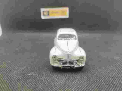 PEUGEOT 203 BERLINE - IXO - 1/43 | Peugeot 203 Berline Beige | 2