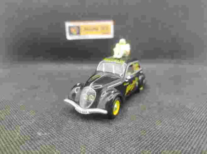 PEUGEOT 202 MICHELIN - ALTAYA - 1/43 | Peugeot 202 Michelin |