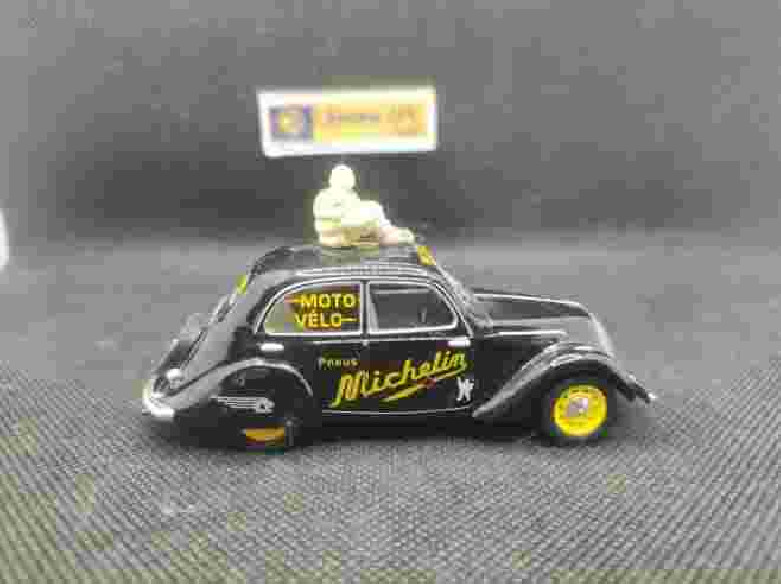 PEUGEOT 202 MICHELIN - ALTAYA - 1/43 | Peugeot 202 Michelin |
