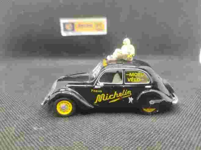 PEUGEOT 202 MICHELIN - ALTAYA - 1/43 | Peugeot 202 Michelin |