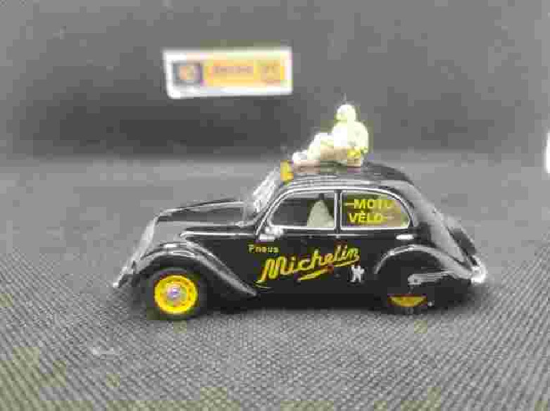 PEUGEOT 202 MICHELIN - ALTAYA - 1/43 | Peugeot 202 Michelin |