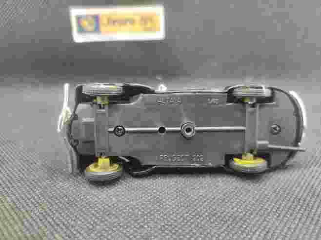 PEUGEOT 202 MICHELIN - ALTAYA - 1/43 | Peugeot 202 Michelin |