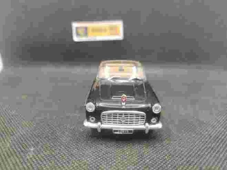 CITROEN 15 CV LIMOUSINE DECAPOTABLE CHAPRON 1957 "RENE COTY" - ATLAS - N° 96 | Citroën 15cv Limousine décapotable Chapron - 96 |