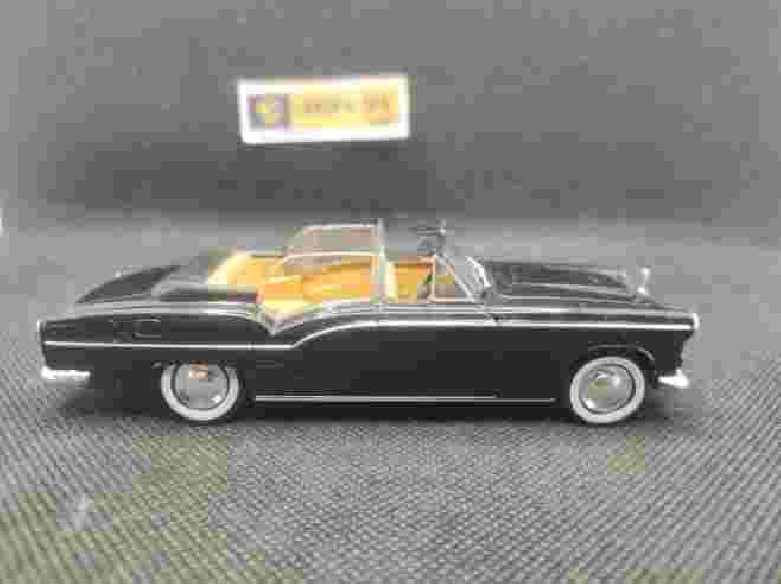 CITROEN 15 CV LIMOUSINE DECAPOTABLE CHAPRON 1957 "RENE COTY" - ATLAS - N° 96 | Citroën 15cv Limousine décapotable Chapron - 96 |
