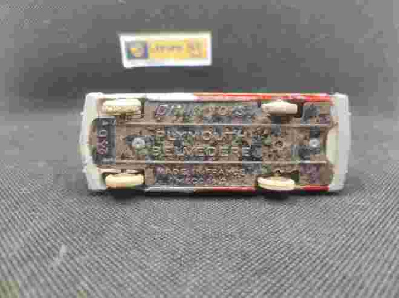 PLYMOUTH BELVEDERE - DINKY TOYS FR - N° 24 D - 1/43 | Plymouth Belvedere - 24 D |
