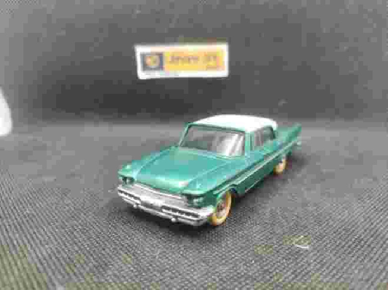 DE SOTO 59 DIPLOMAT - DINKY TOYS FR - N° 545 - 1/43 | De Soto 59 Diplomat - 545 |