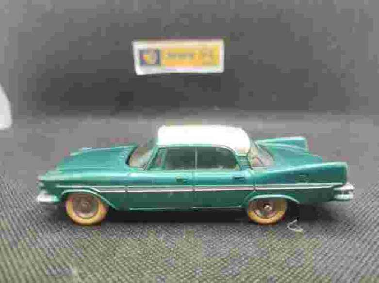 DE SOTO 59 DIPLOMAT - DINKY TOYS FR - N° 545 - 1/43 | De Soto 59 Diplomat - 545 |