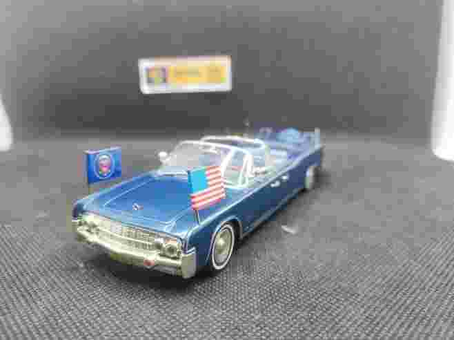 LINCOLN CONTINENTAL LIMOUSINE SS 100 X - ATLAS - N° 96301 - 1/43 | Lincoln Continental Limousine SS 100 X - 96301 |