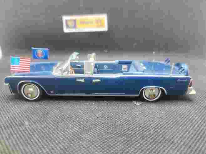 LINCOLN CONTINENTAL LIMOUSINE SS 100 X - ATLAS - N° 96301 - 1/43 | Lincoln Continental Limousine SS 100 X - 96301 |