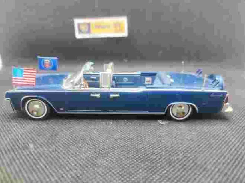 LINCOLN CONTINENTAL LIMOUSINE SS 100 X - ATLAS - N° 96301 - 1/43 | Lincoln Continental Limousine SS 100 X - 96301 |