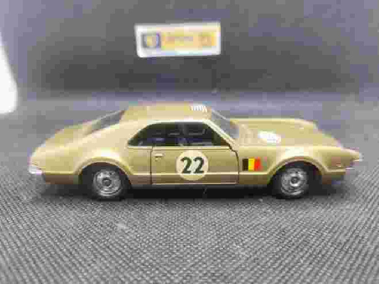 OLDSMOBILE TORONADO - SOLIDO - N° 150 - 1/43 | Oldsmobile Toronado - 150 |