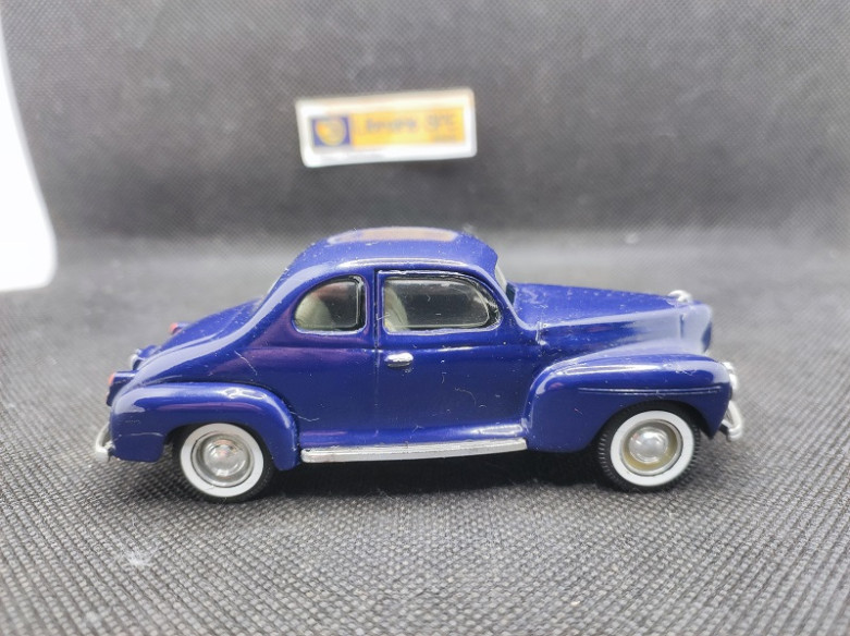 DODGE COUPE 1939 - ELYSEE HOBBY FRANCE - N° 502 - 1/43 | Dodge Coupé de 1939 - 502 |