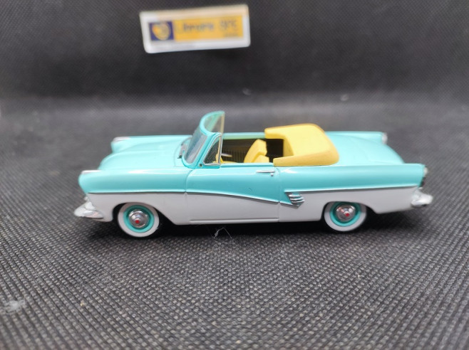 FORD TAUNUS 17M CABRIOLET 1957 - SOLIDO - N° 575 - 1/43 | Ford Taunus 17M Cabriolet de 1957 - 575 |