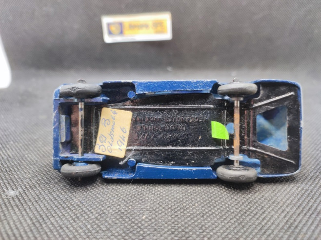 OLSMOBILE SIX - DINKY TOYS GB - N° 39 B - 1/43 | Olsmobile Six - 39 B |