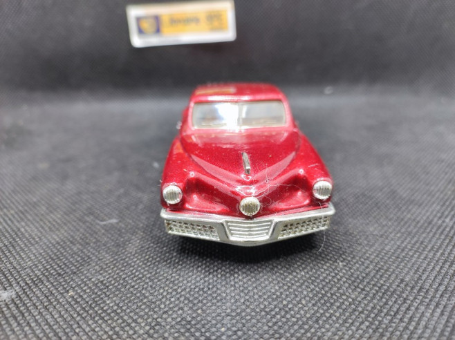 TUCKER TORPEDO 1948 - DINKY TOYS - N° DY 11 - 1/43 | Tucker Torpedo de 1948 - DY 11 |