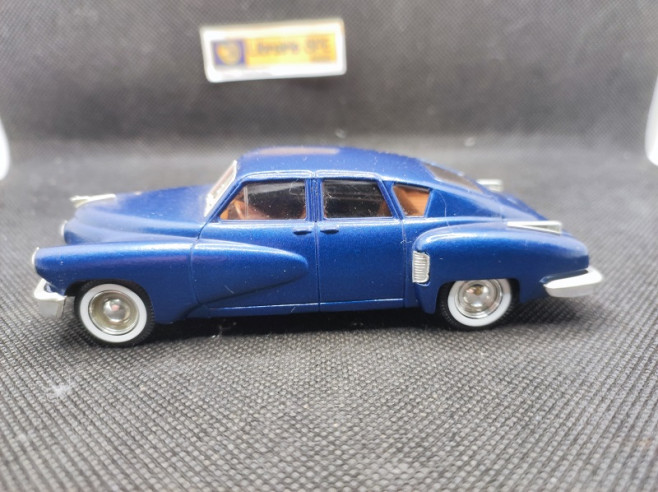 TUCKER 1948 - SOLIDO - N° 4524 - 1/43 | Tucker de 1948 - 4524 |