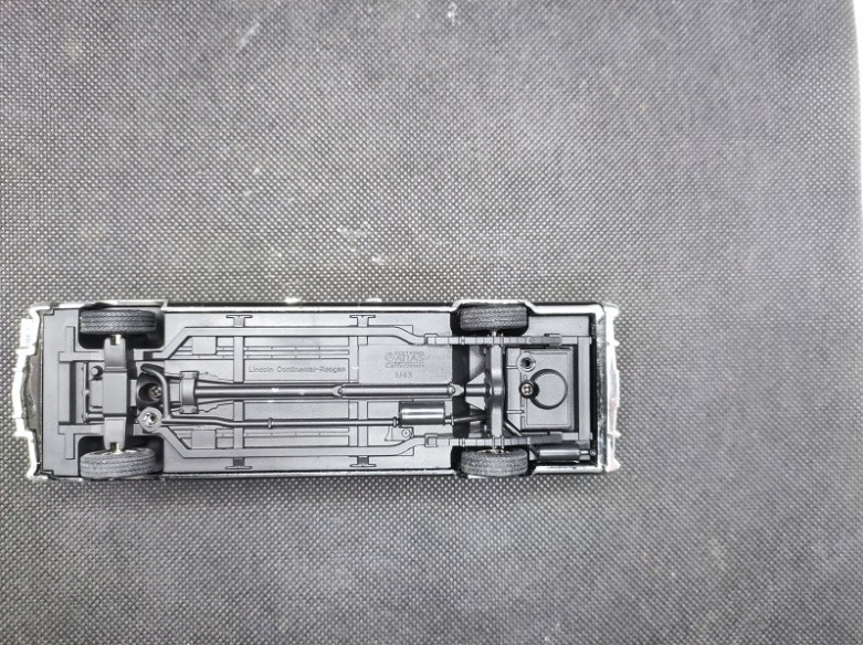 LINCOLN CONTINENTAL "REAGAN" 1972 - NOREV - N° 96316 - 1/43 | Lincoln Continental "Reagan" de 1972 - 96316 |