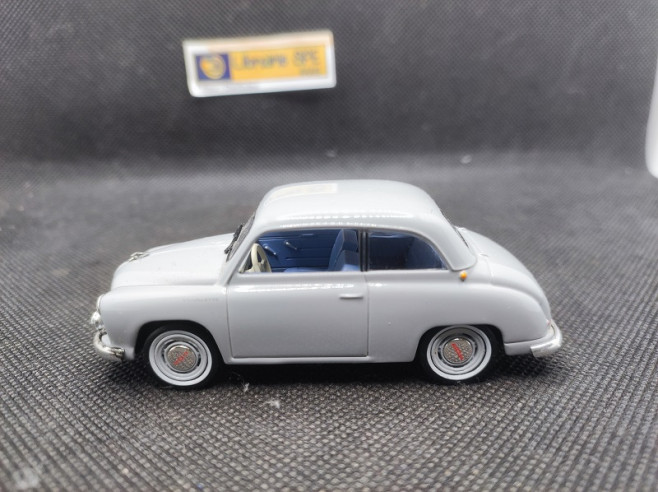 PANHARD SCARLETTE 1953 - IXO - 1/43 | Panhard Scarlette de 1953 |