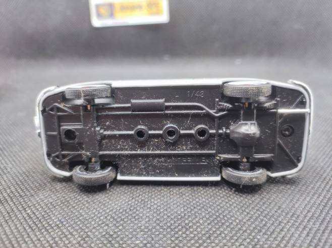 PANHARD SCARLETTE 1953 - IXO - 1/43 | Panhard Scarlette de 1953 |