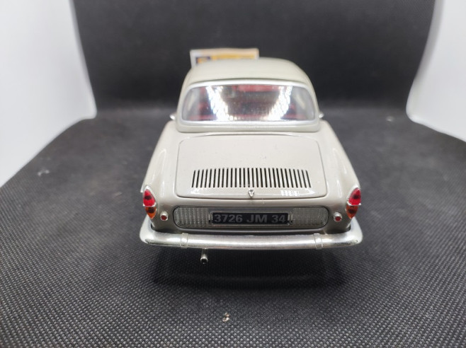 RENAULT CARAVELLE BEIGE 1966 - NOREV - N° 185150 - 1/18 | Renault Caravelle Beige de 1966 - 185150 |