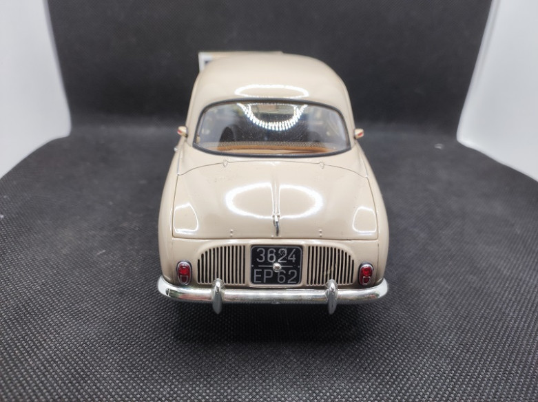 RENAULT DAUPHINE BEIGE 1958 - NOREV - 1/18 | Renault Dauphine Beige de 1958 |