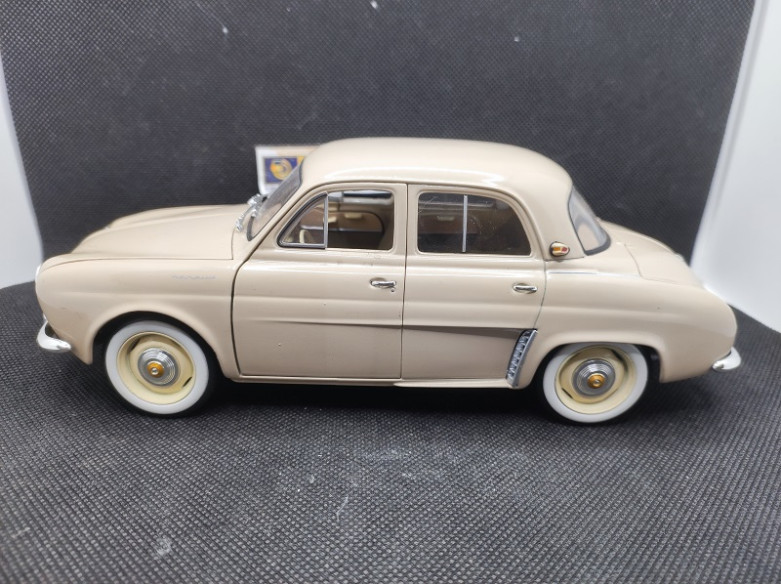 RENAULT DAUPHINE BEIGE 1958 - NOREV - 1/18 | Renault Dauphine Beige de 1958 |