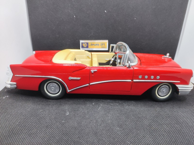 BUICK CENTURY 1955 - MIRA - 1/18 | Buick Century de 1955 |