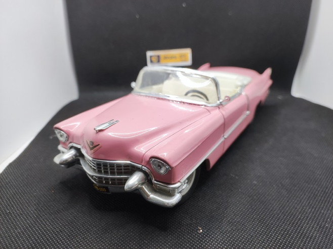 CADILLAC ELDORADO 1955 - SOLIDO - N° 8011 - 1/21.5 | Cadillac Eldorado Rose de 1955 - 8011 |