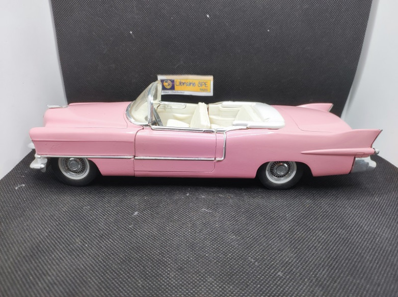CADILLAC ELDORADO 1955 - SOLIDO - N° 8011 - 1/21.5 | Cadillac Eldorado Rose de 1955 - 8011 |