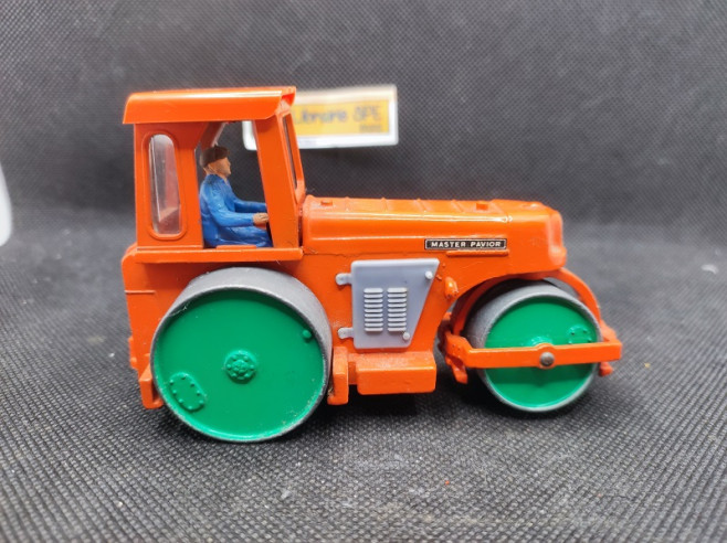 AVELING BARFORD DIESEL ROLLER - DINKY TOYS GB - N° 279 - 1/43 | Aveling Barford Diesel Roller - 279 |
