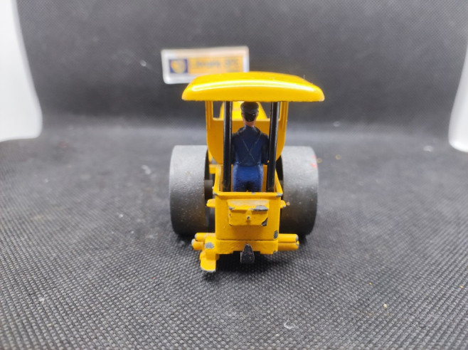 ROULEAU COMPRESSEUR RICHIER - DINKY TOYS FR - N° 90A - 1/43 | Rouleau Compresseur Richier - 90A |