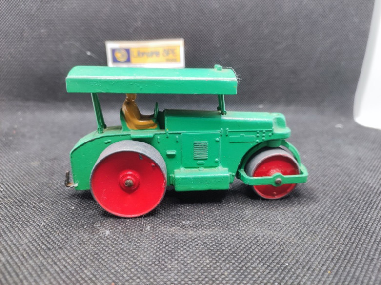 AVELING BARFORD DIESEL ROLLER - DINKY TOYS GB - N° 271 - 1/43 | Aveling Barford Diesel Roller - 271 |