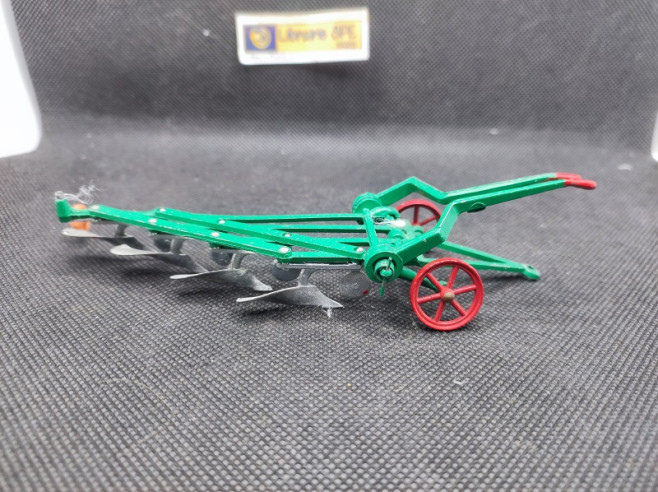 FOUR FURROW PLOUGH - BRITAINS - N° 9551 - 1/32 | Four Furrow Plough - 9551 |