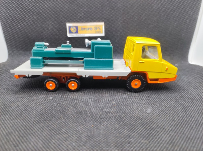 CAMION BERLIET STRADAIR PLATEAU PORTE MACHINE - DAN TOYS - N° 003 - 1/43 | Berliet Stradair Plateau Porte machine - 003 |
